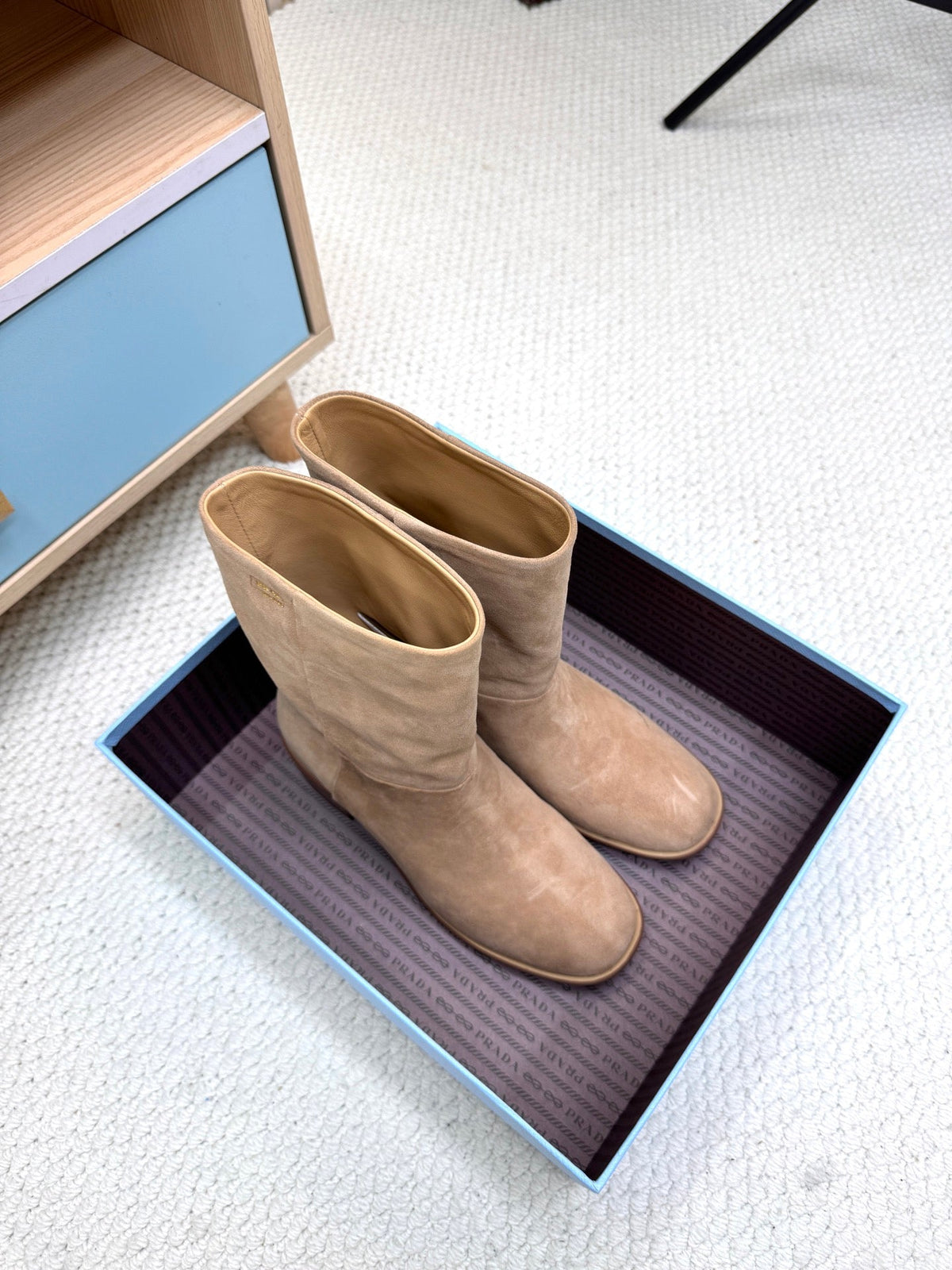 PRA latest mid-length boots beige suede 443658
