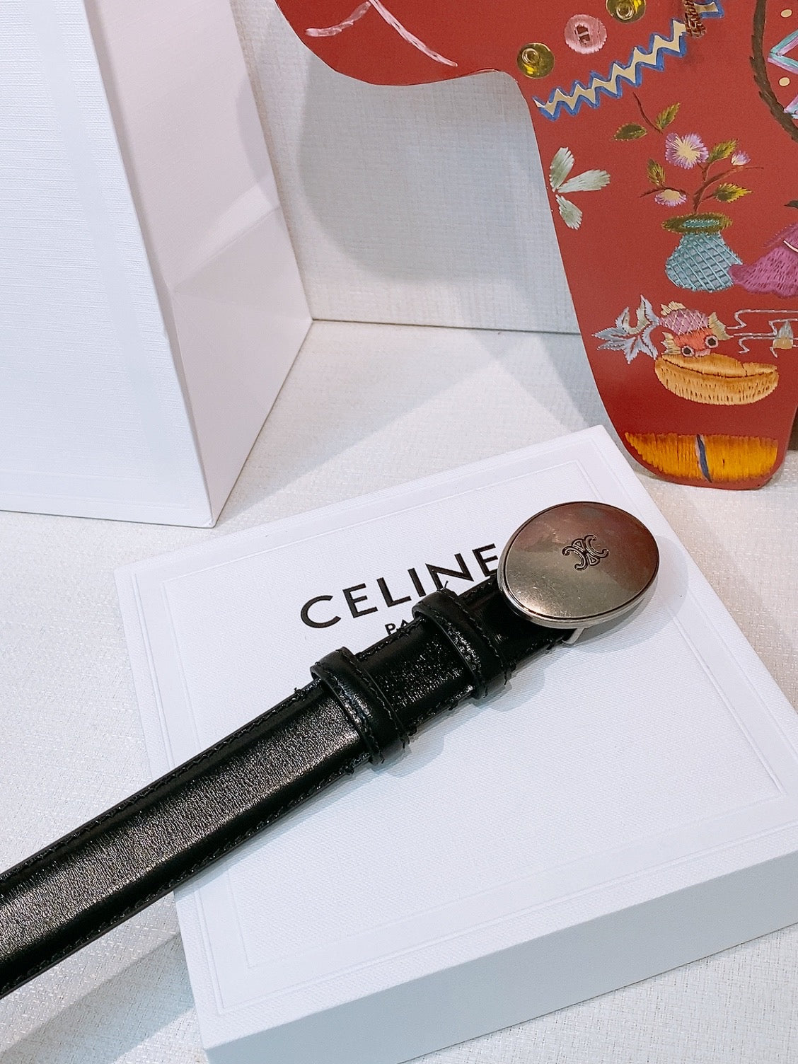 Celine Triomphe Oval Belt 2.5cm Black Sliver Calfskin 203772