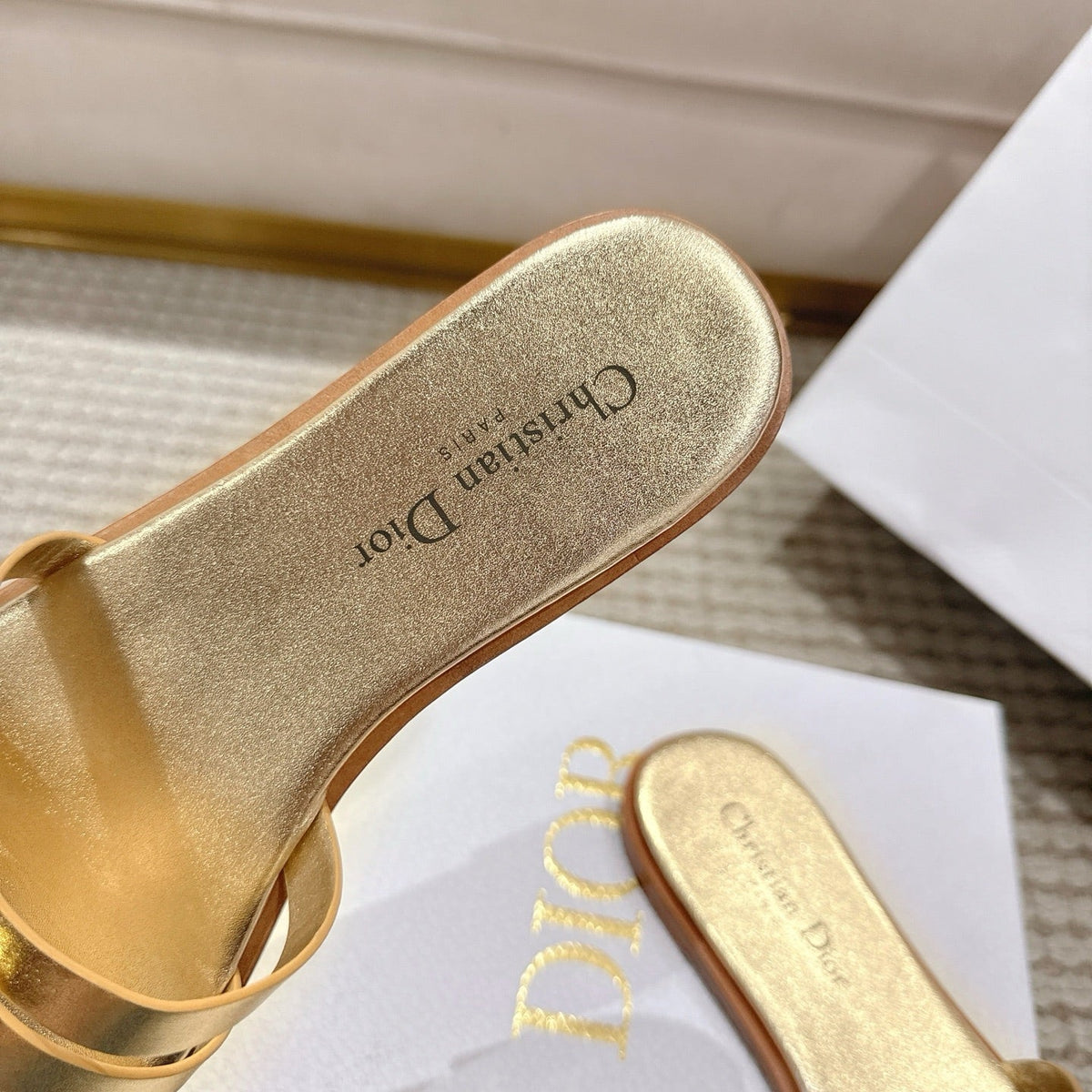 CD 30M Slide Golden Calfskin 543738