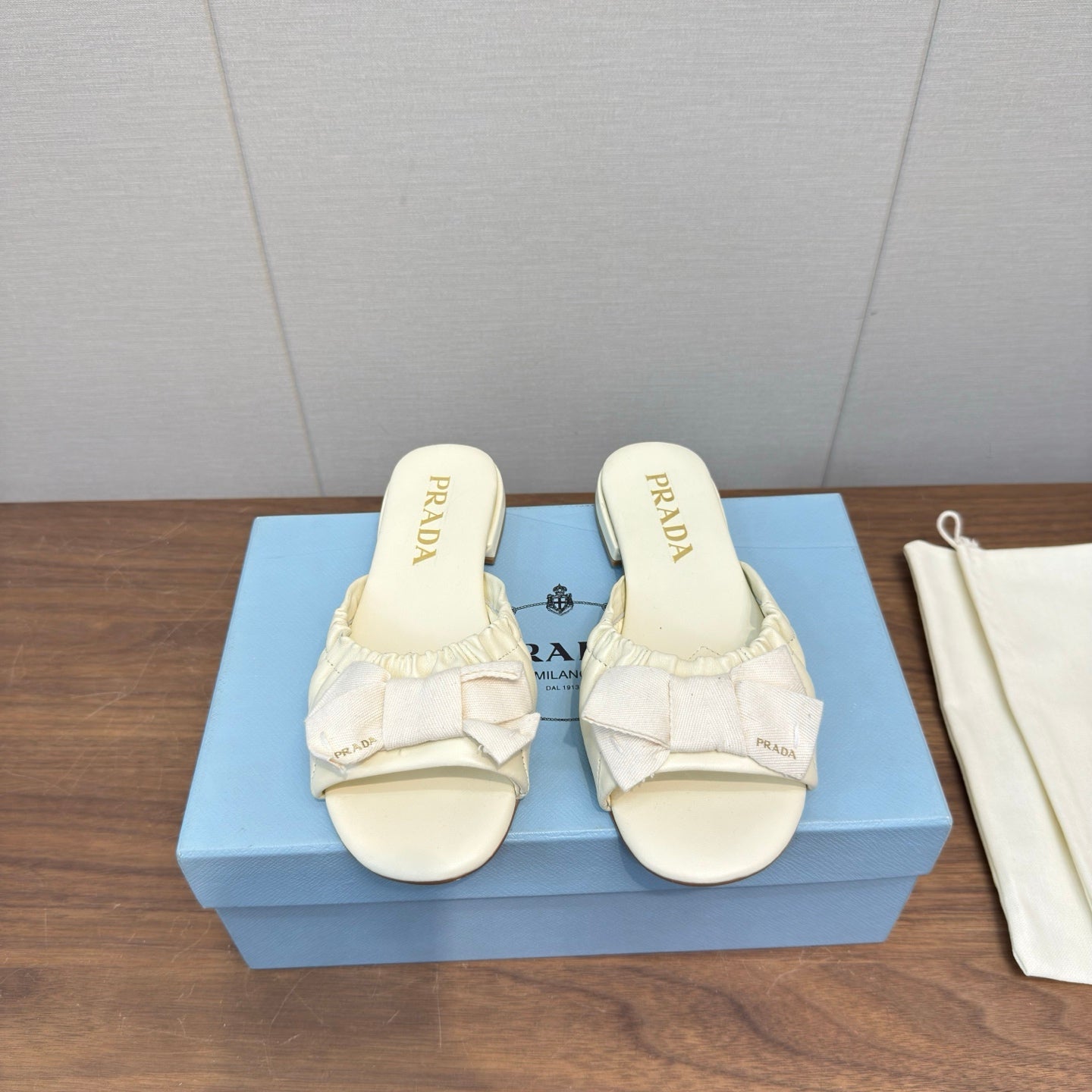 Prada Bow Slide Sandals Cream Sheepskin 836555