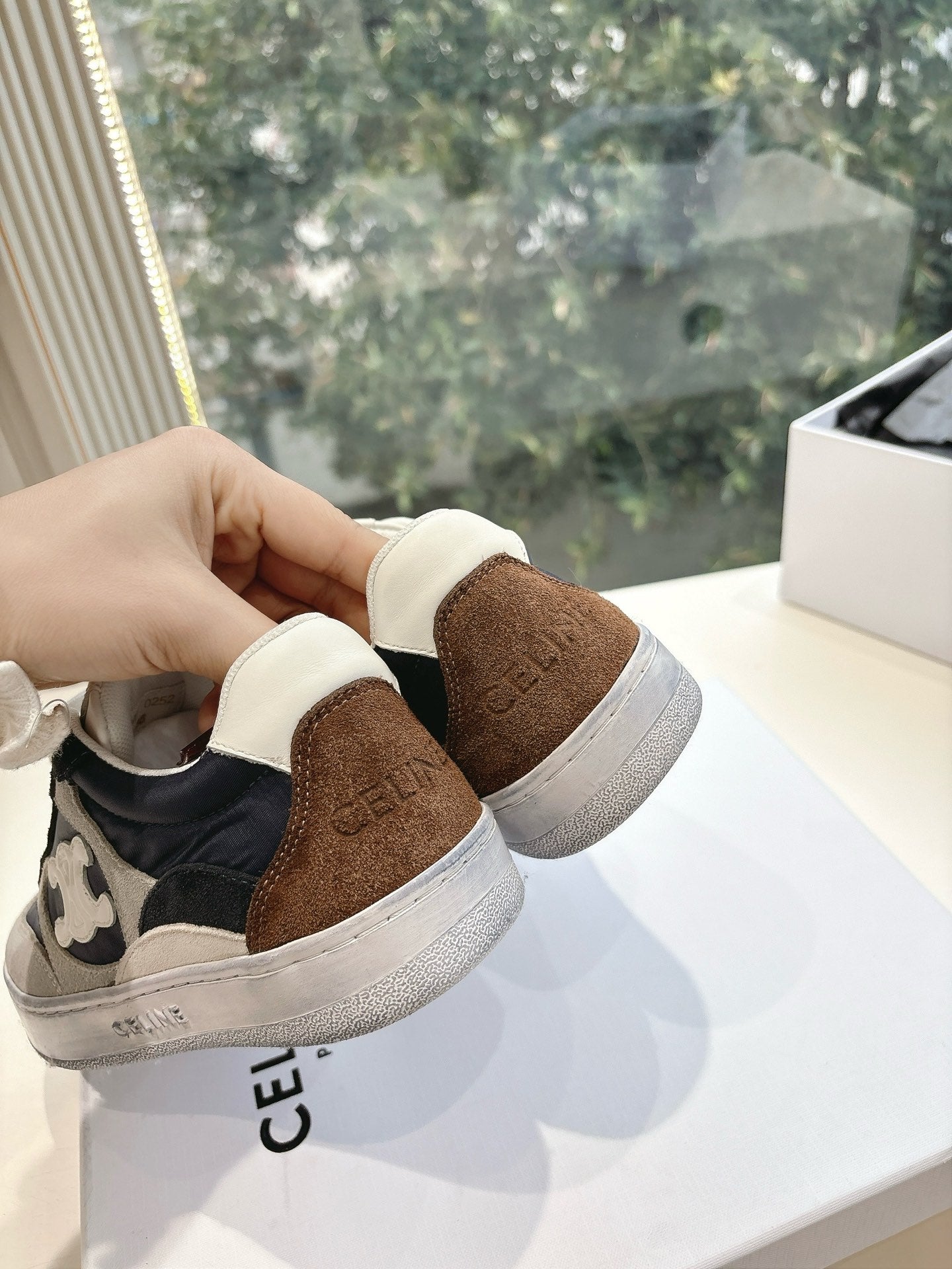CELINE Sneaker Blue Gray Suede 285895
