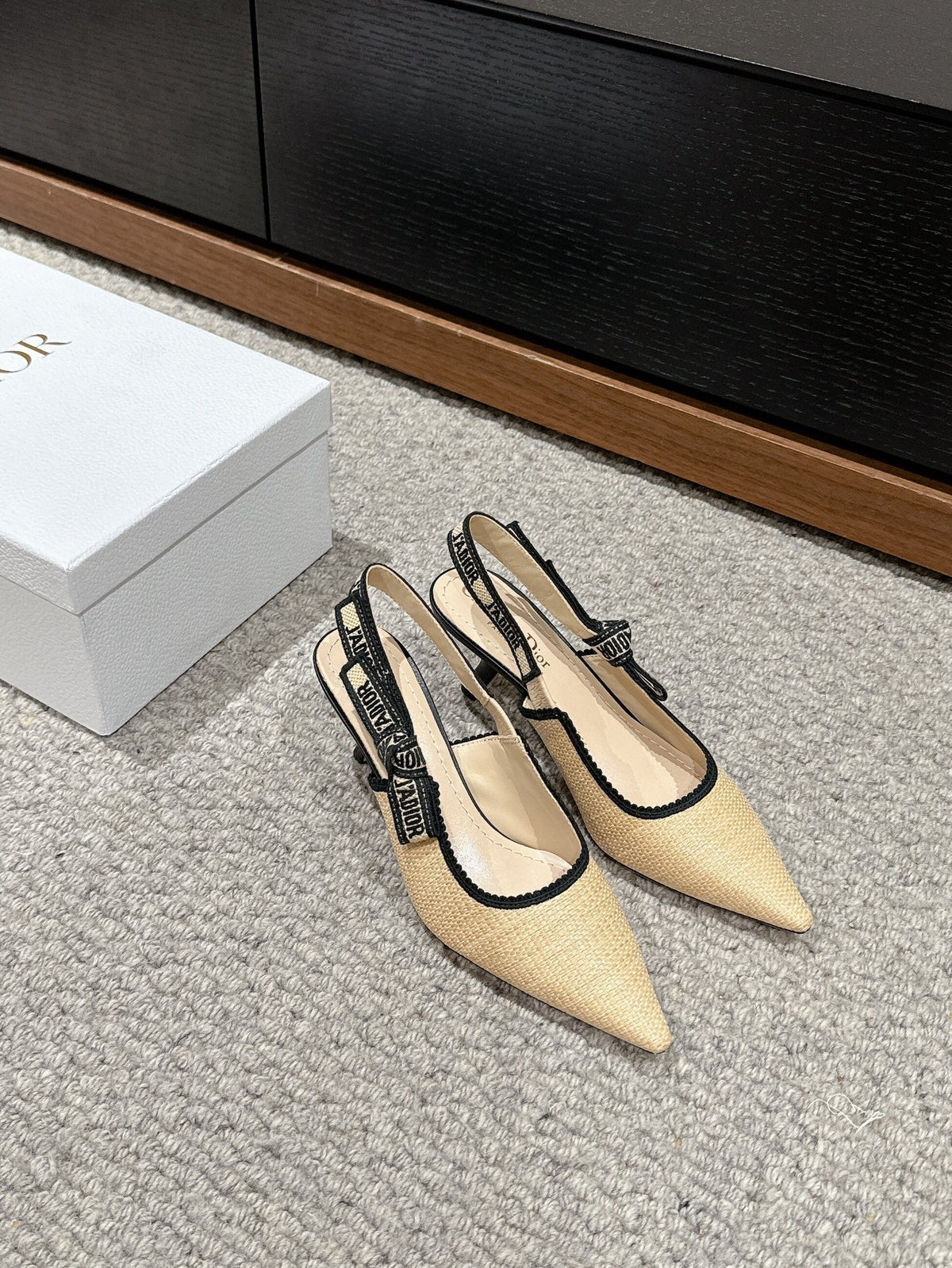 cd slingback 65 beige raffia lambskin