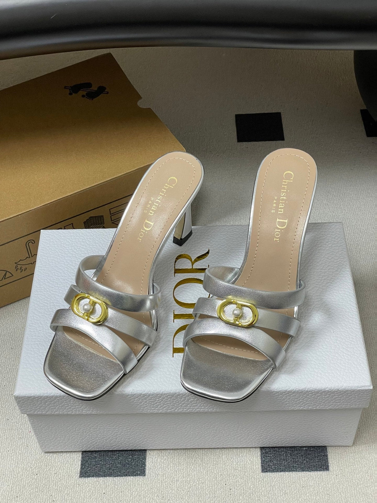 CD 26 High-Heeled Sandals 80mm Silver Metallic Cowhide 632585