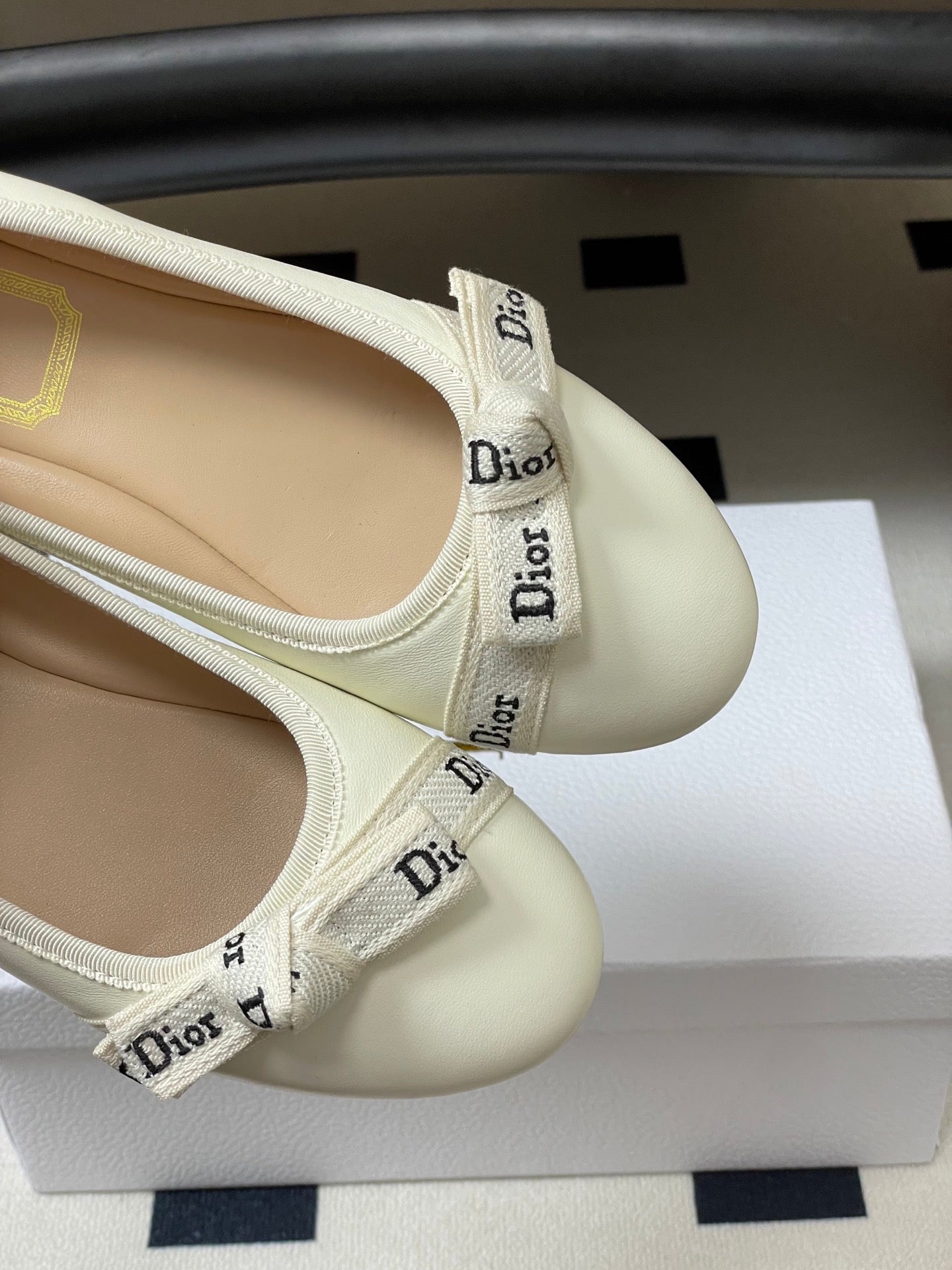 CD J'Adior Ballet Flat Cream Lambskin 834929