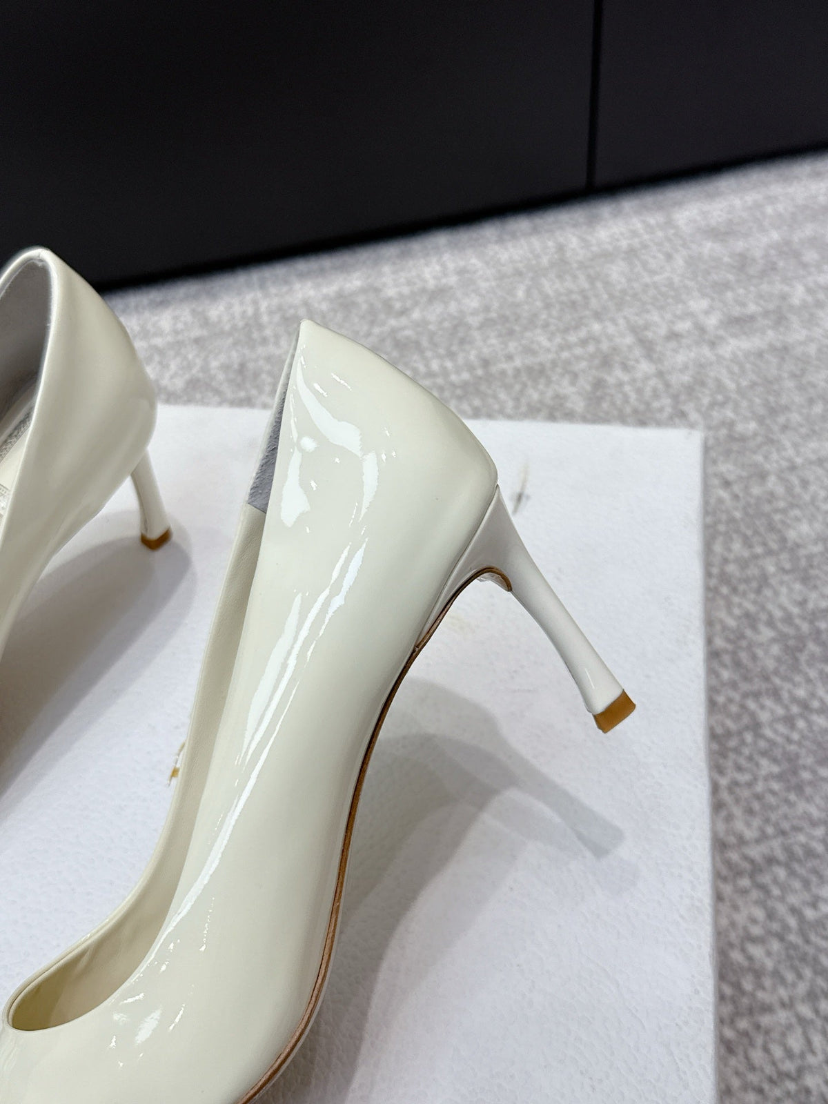 CD 26s High Heels Pump 85 White Patent Leather 661476