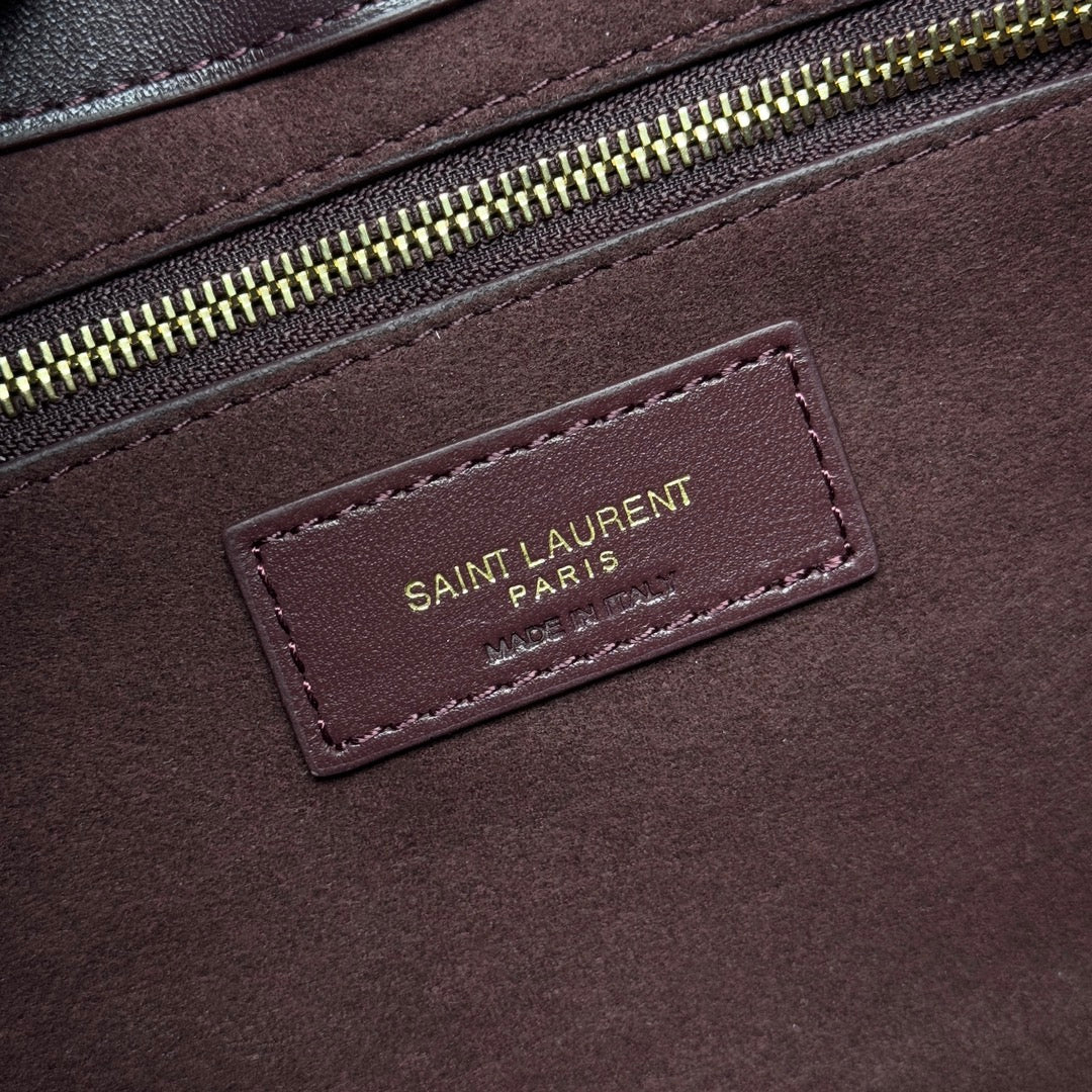 YSL 5 𝐀̀ 7 Bag 24cm Burgundy Patent Leather 285567