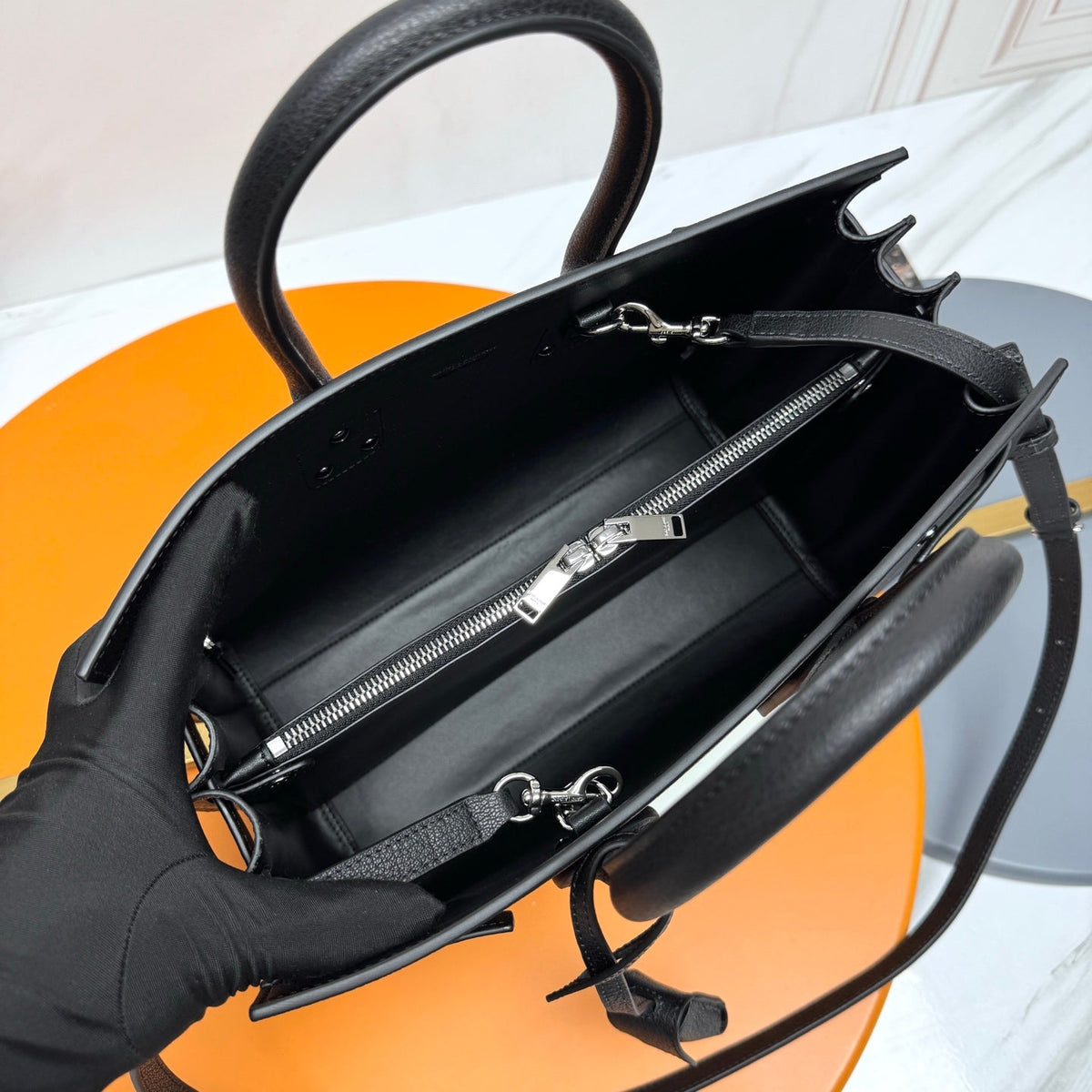 YSL Sac de Jour Baby 32cm Black Cowhide 285779
