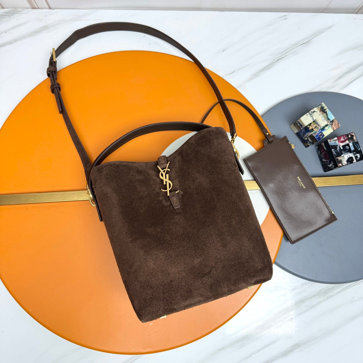 YSL Le 5 À 7 Bucket Bag 26cm Brown in Suede 285618