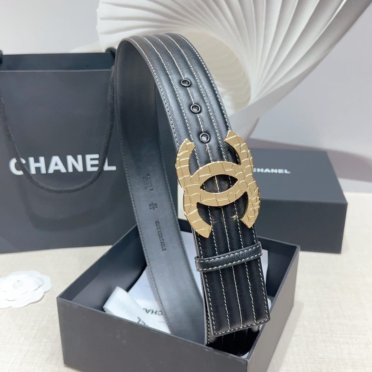 CC Belt 5.0 Wide Gold-Tone CC Buckle Black Cowhide 200098