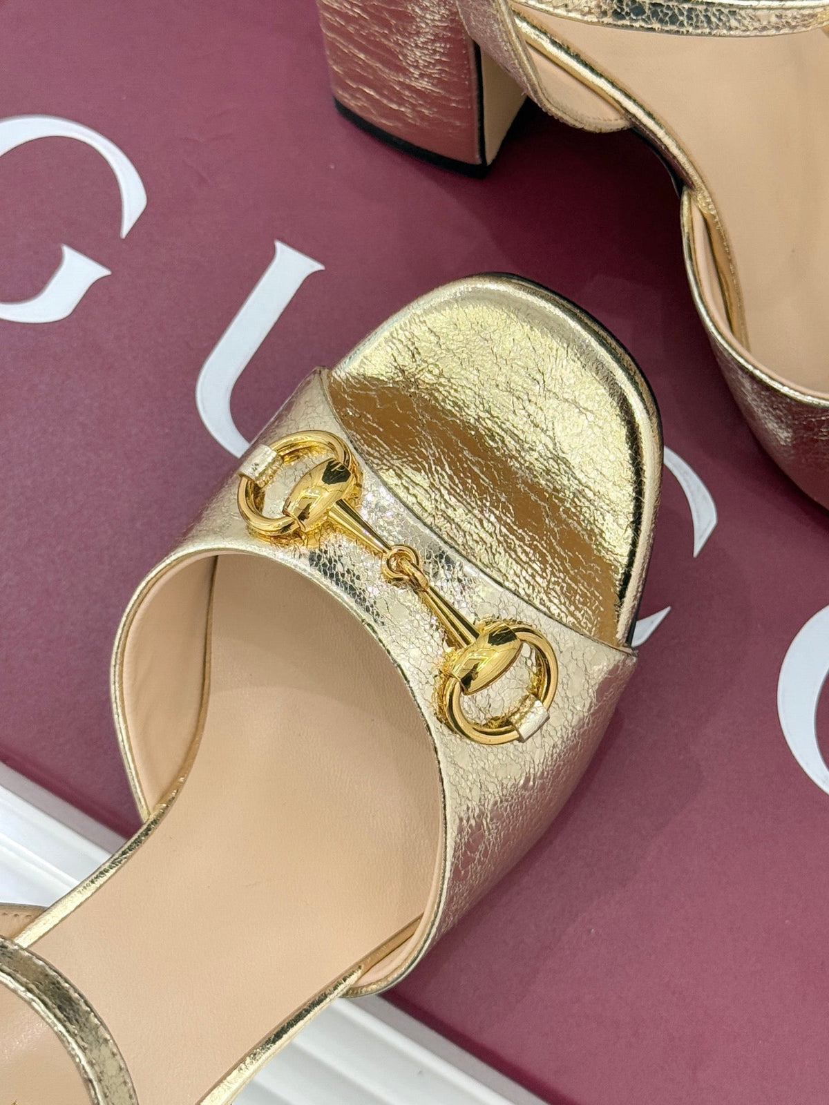 GG 26WF Chunky Heel Sandals 5cm Gold Metallic Sheepskin 632560