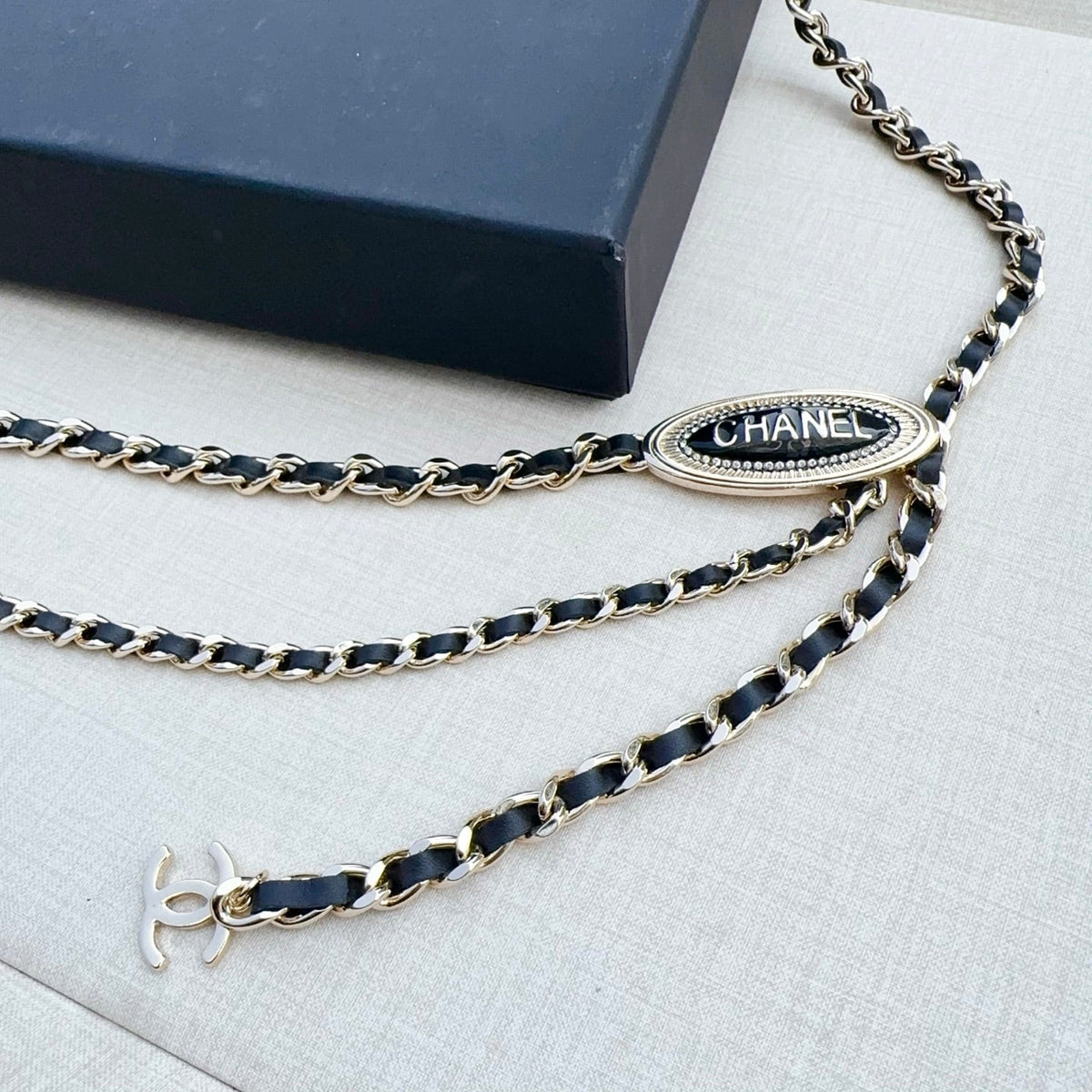 CC Waist Chain With Leather 199996