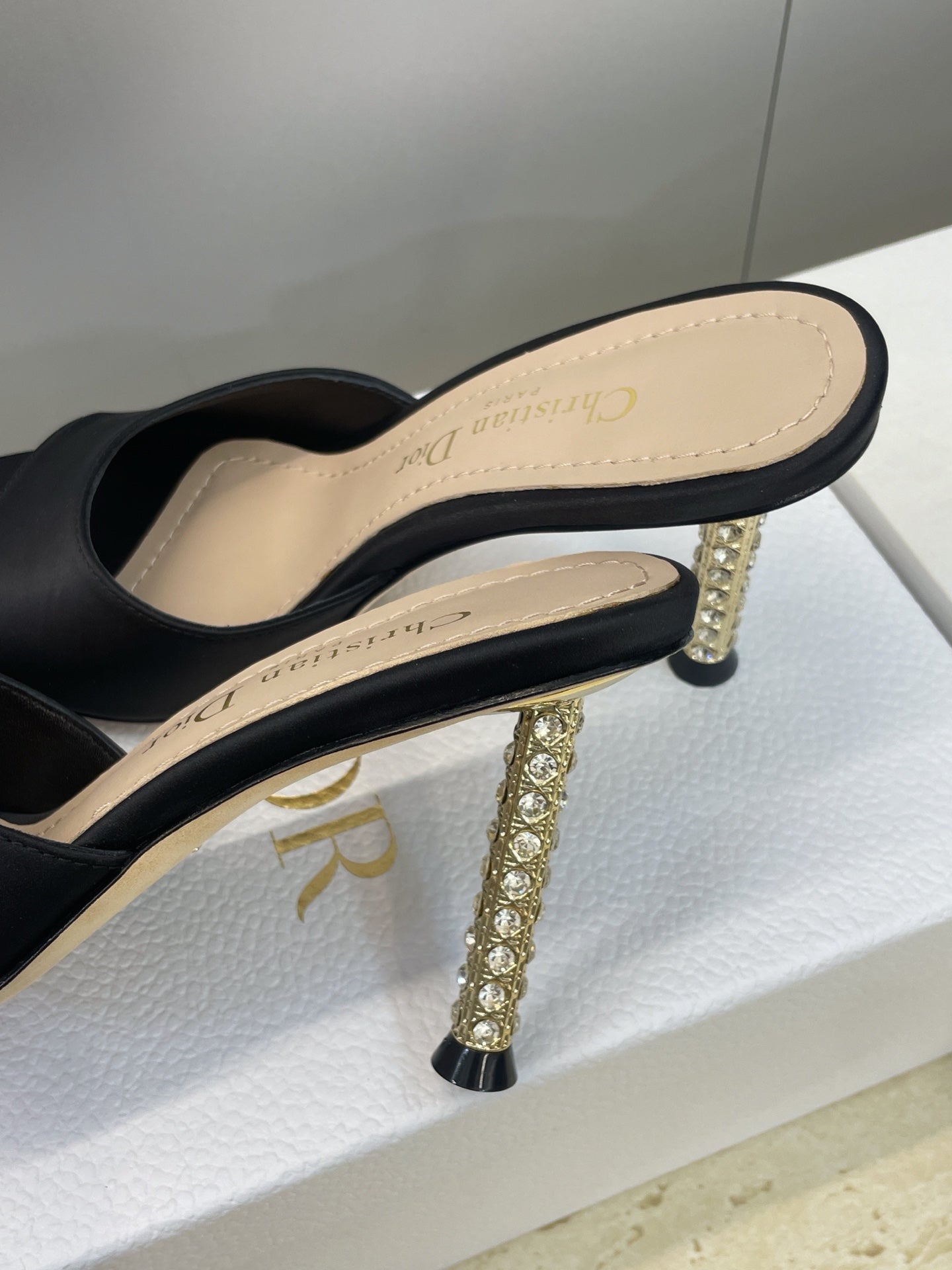 CD 26s Icon Heeled Slide 8cm Black Leather Silk 633060