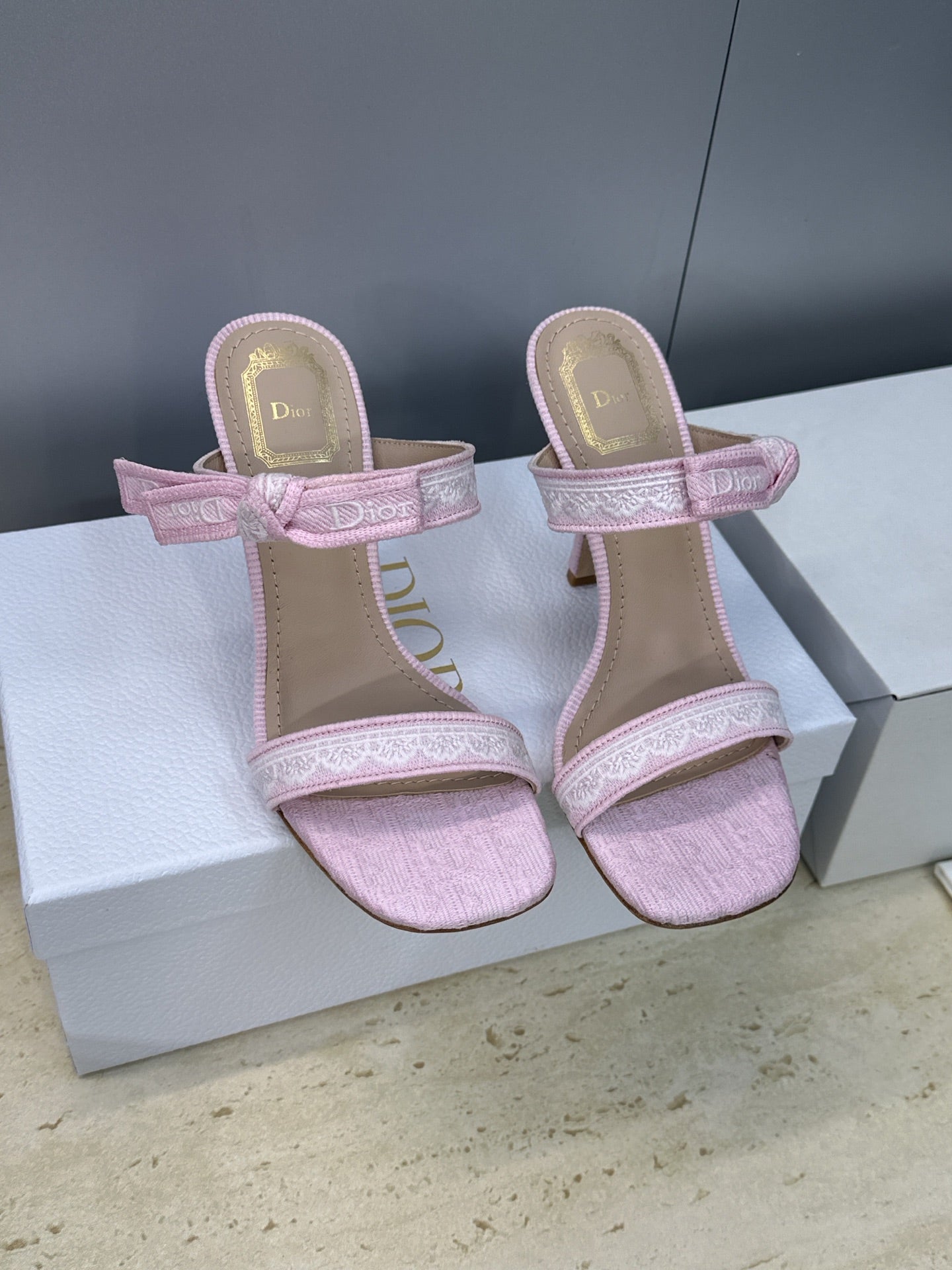 CD 26s Heeled Sandal 10cm Light Pink Beige Leather Fabric 633069