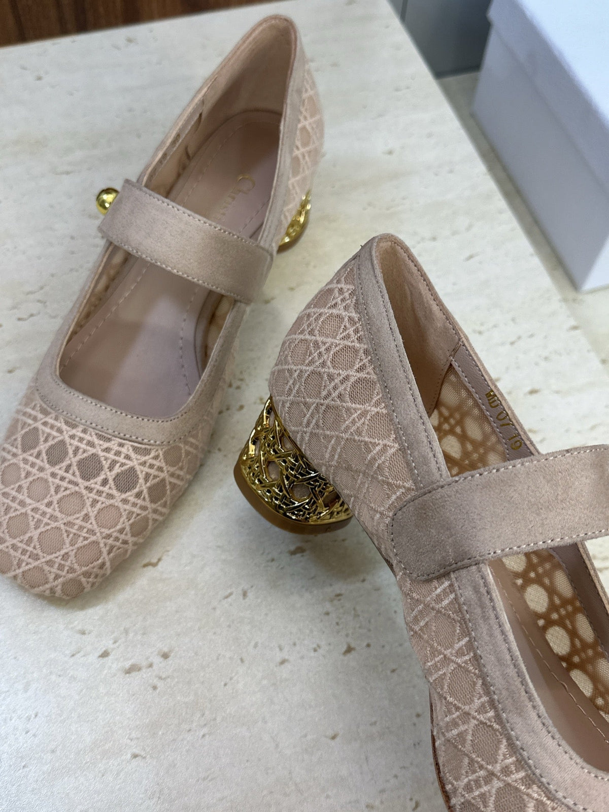 CD 26 Lolita High Heels 40 Beige Mesh Gold 633050