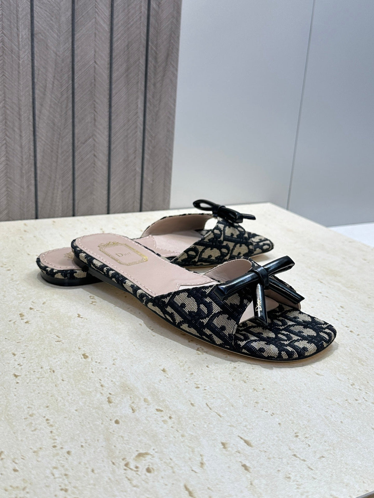 CD Dior Bow Slides Beige Black Canvas 884665