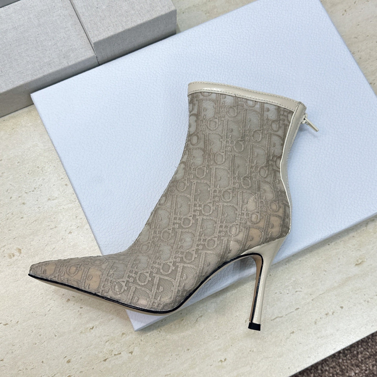 CD 26s Ardiorble Ankle Boots Light Taupe Mesh Leather 959600