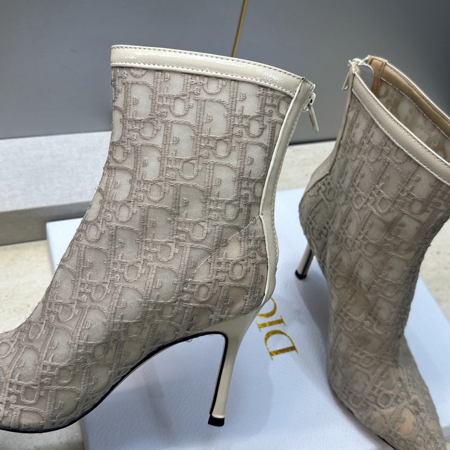 CD 26s Ardiorble Ankle Boots Light Taupe Mesh Leather 959600