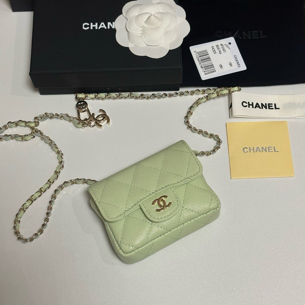 CC 26s Waist Belt Bag Chain Mint Green Caviar 212339