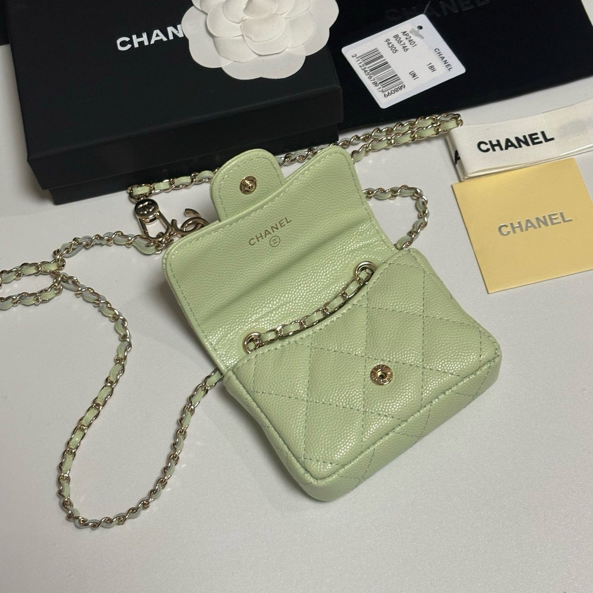 CC 26s Waist Belt Bag Chain Mint Green Caviar 212339