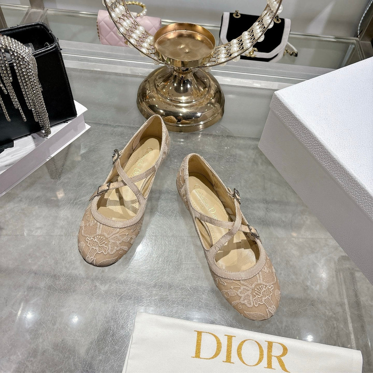 CD Very Ballet Flat Beige Lace 679840