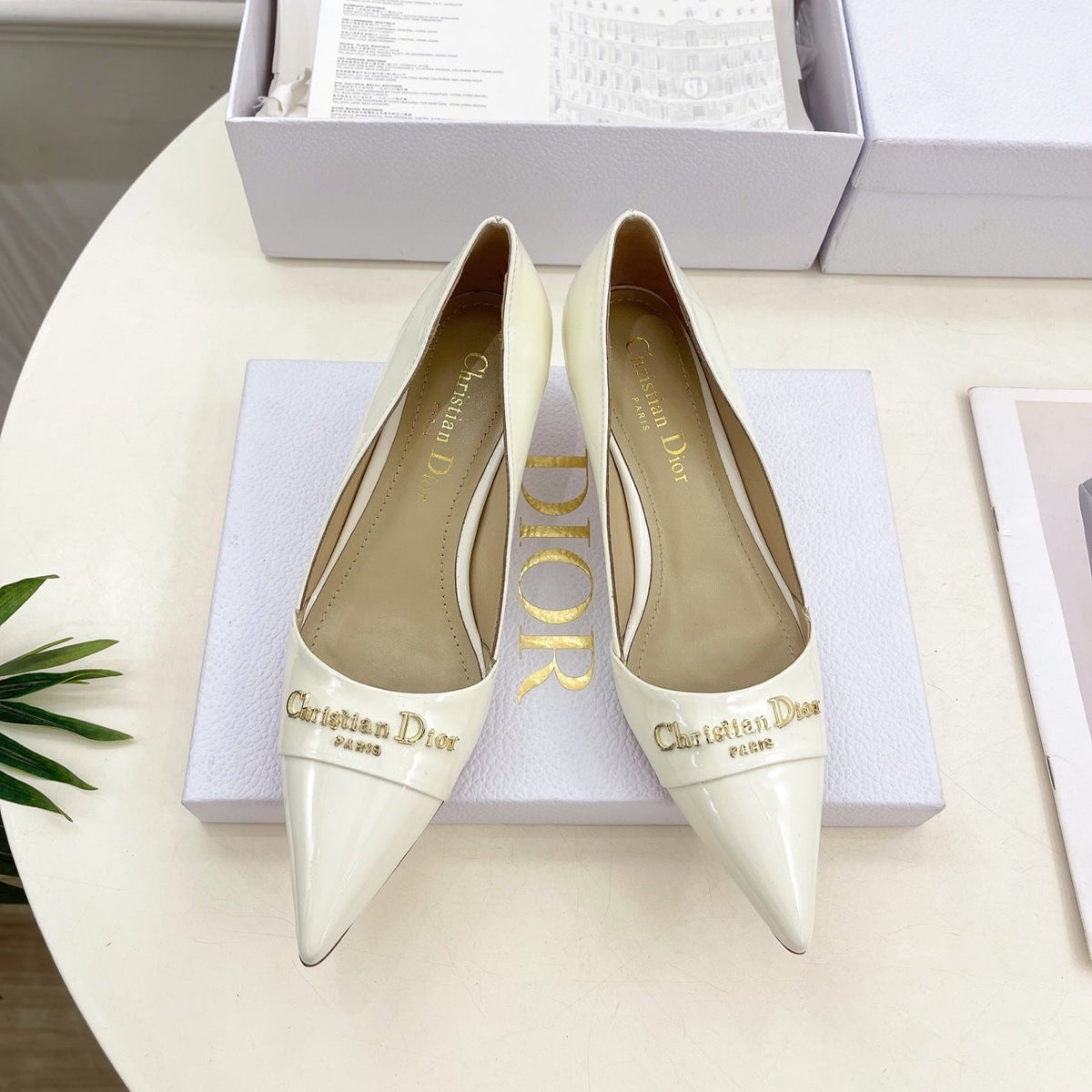 CD 25 Pump High Heels White Patent Leather 307418