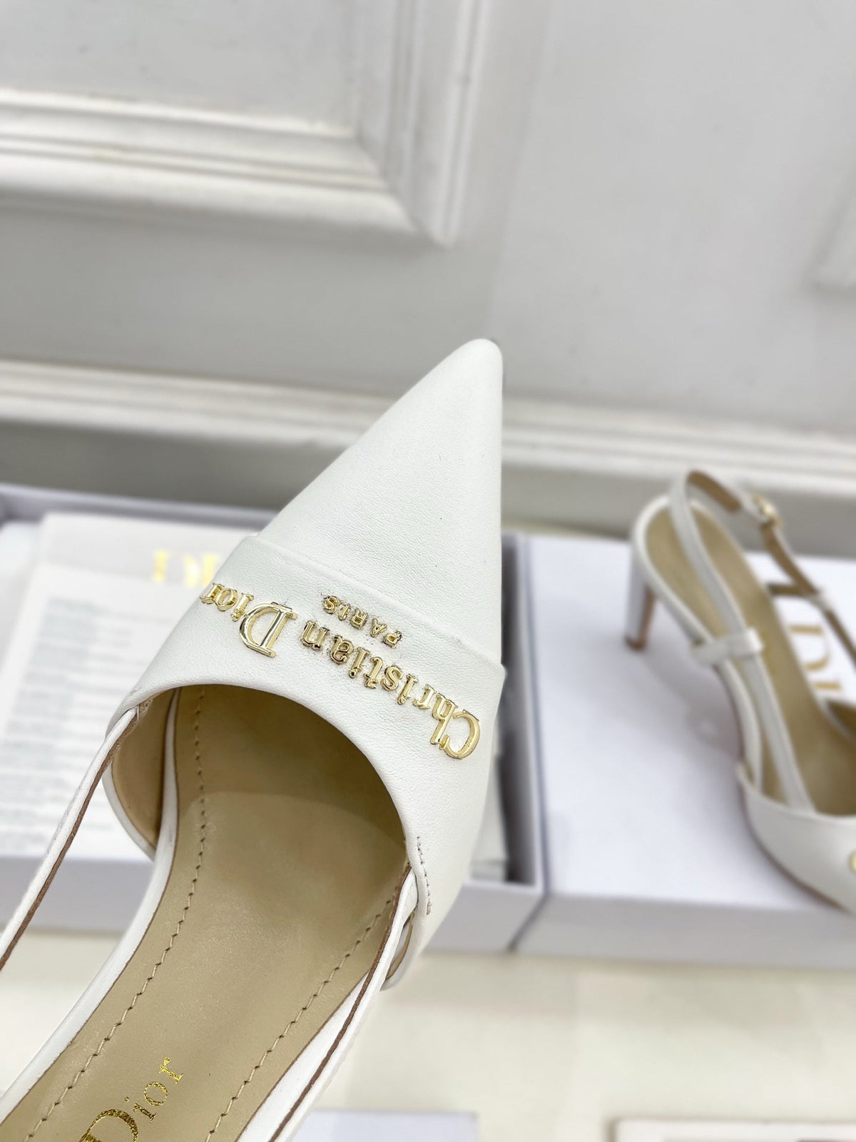 CD 25 Slingback Heel White Calfskin 307432