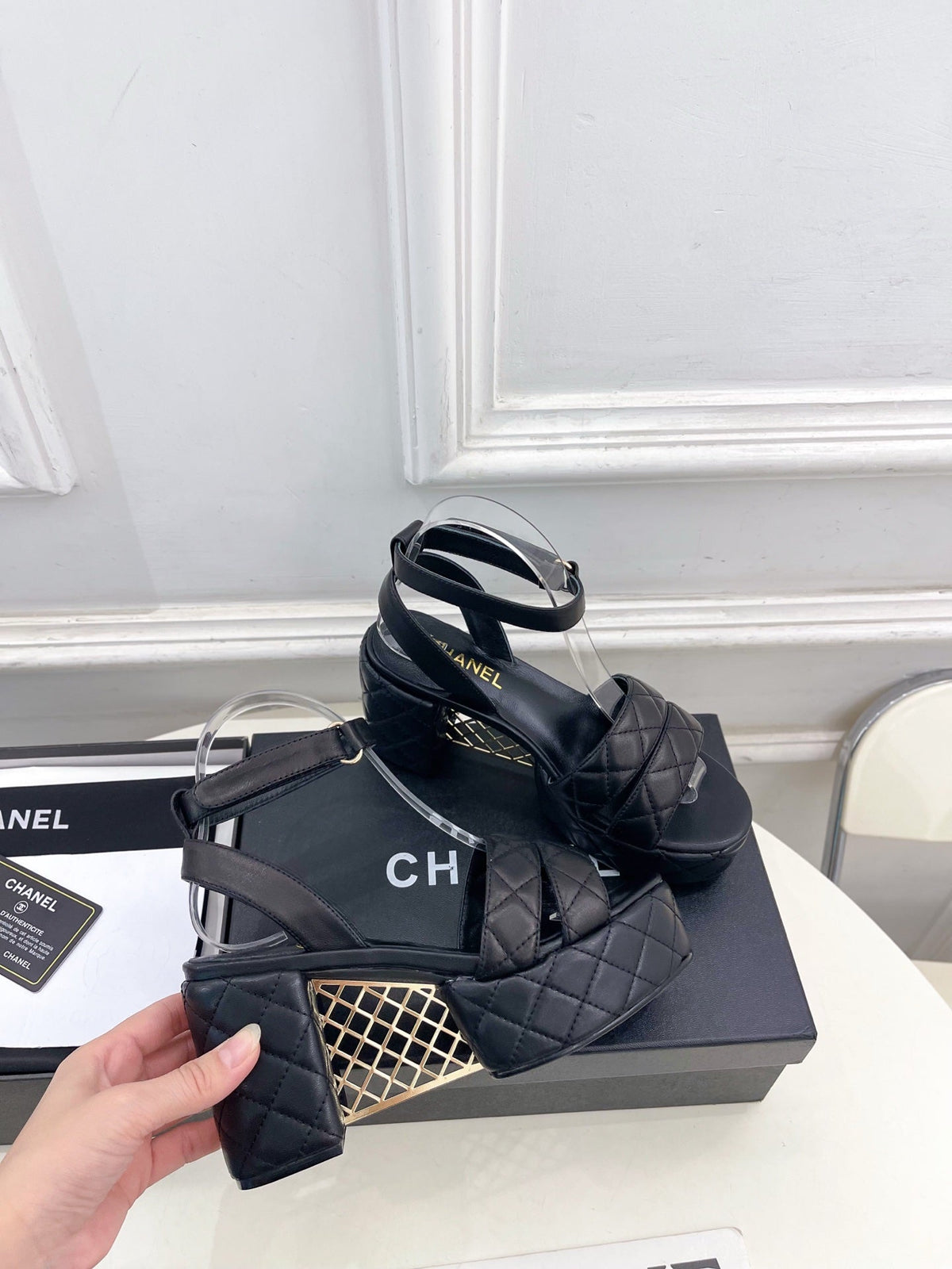 CC 26s HighHeeled Platform Sandals 85 Black Sheepskin 631867