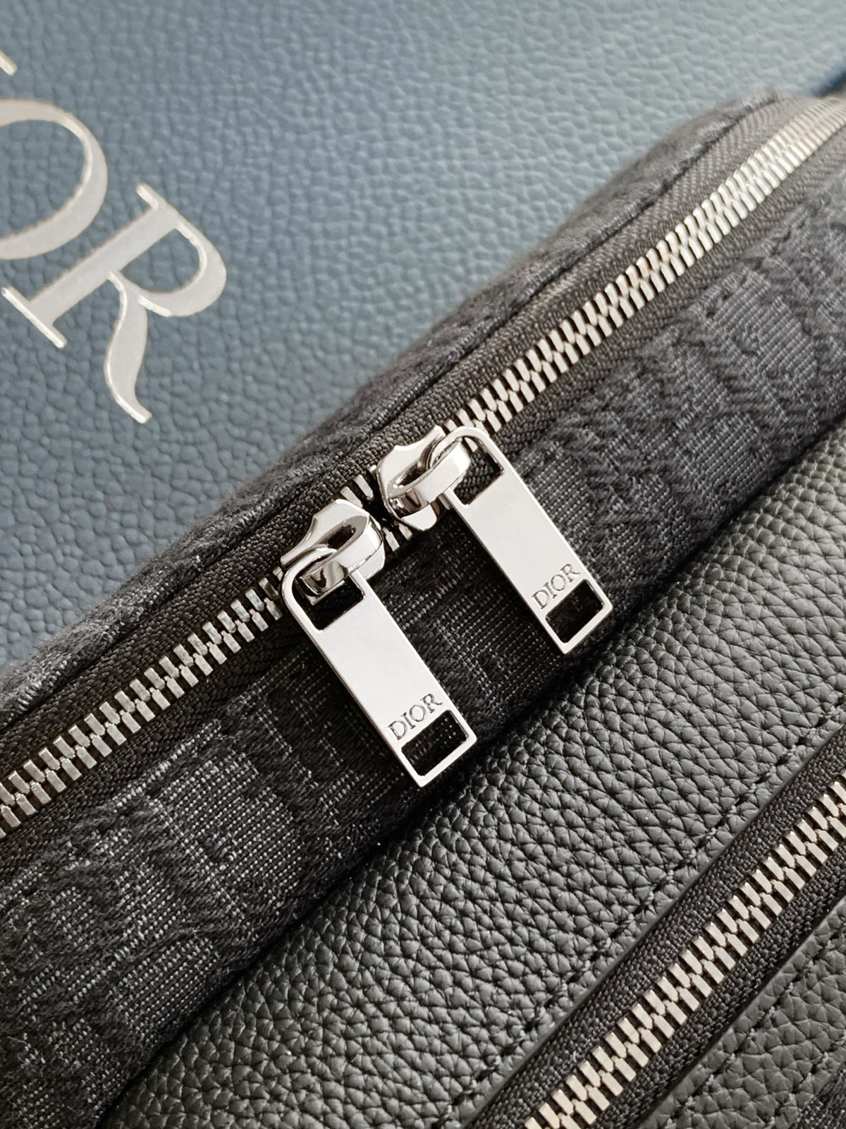 Dior Rider 2.0 Zipper Waist Bag Black Cowhide 336227