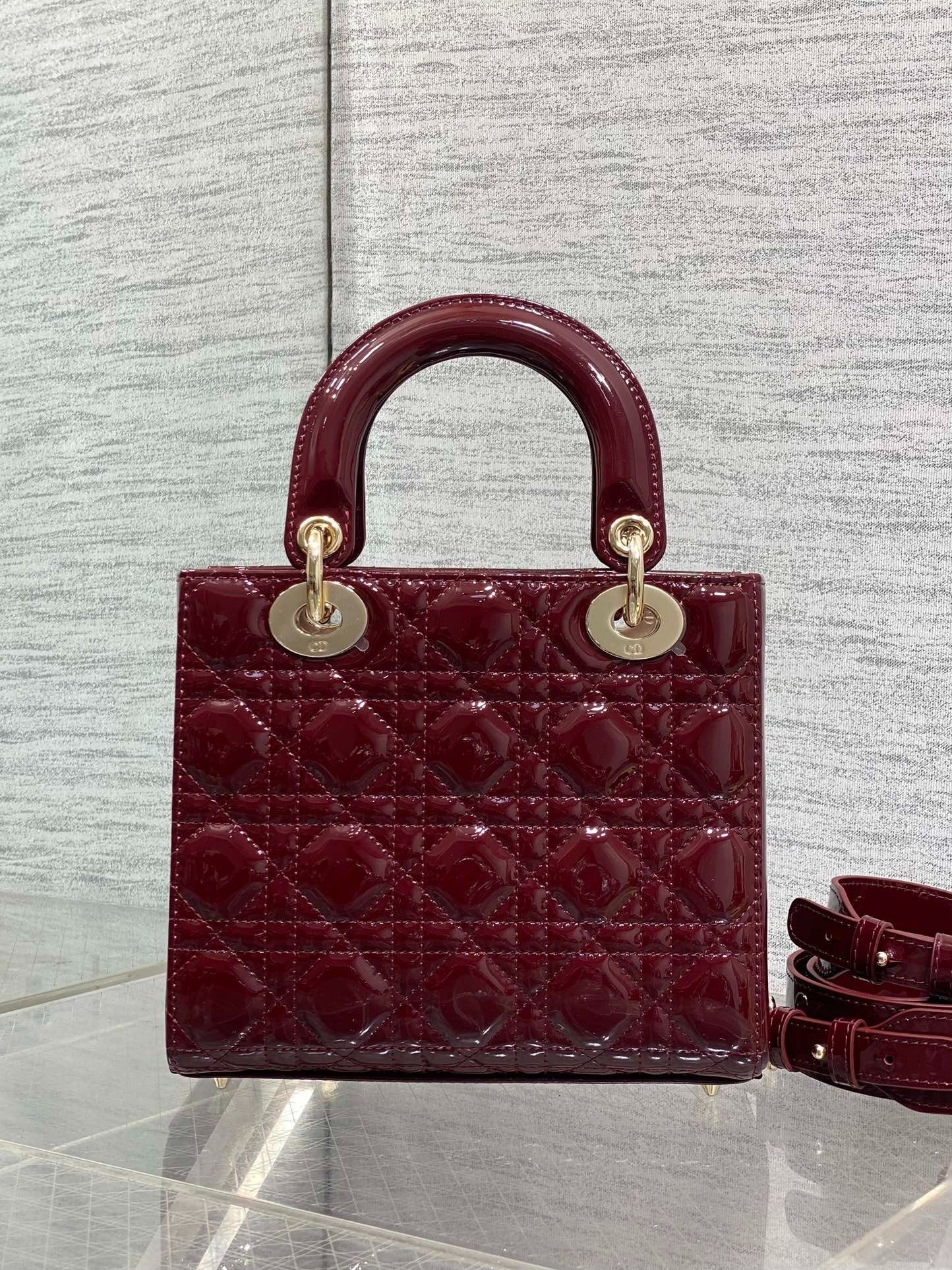 CD 2026 Bow Lady Dior 20cm Red Patent Leather 289215