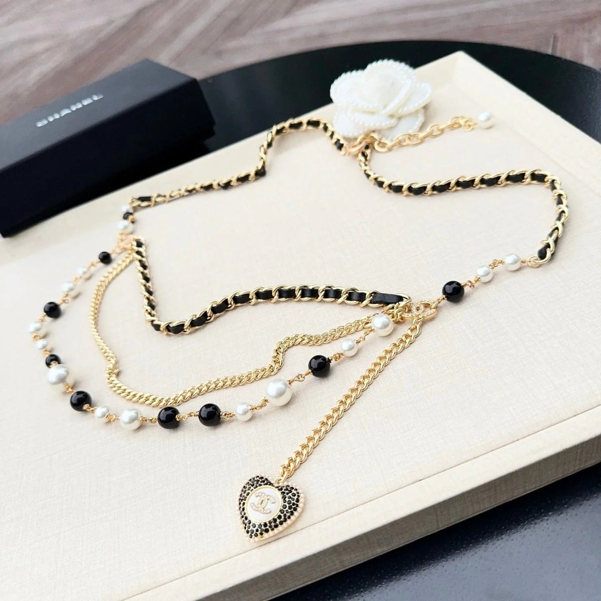 Chanel 2026 Multi-Layer Pearl Charm Belt 210473