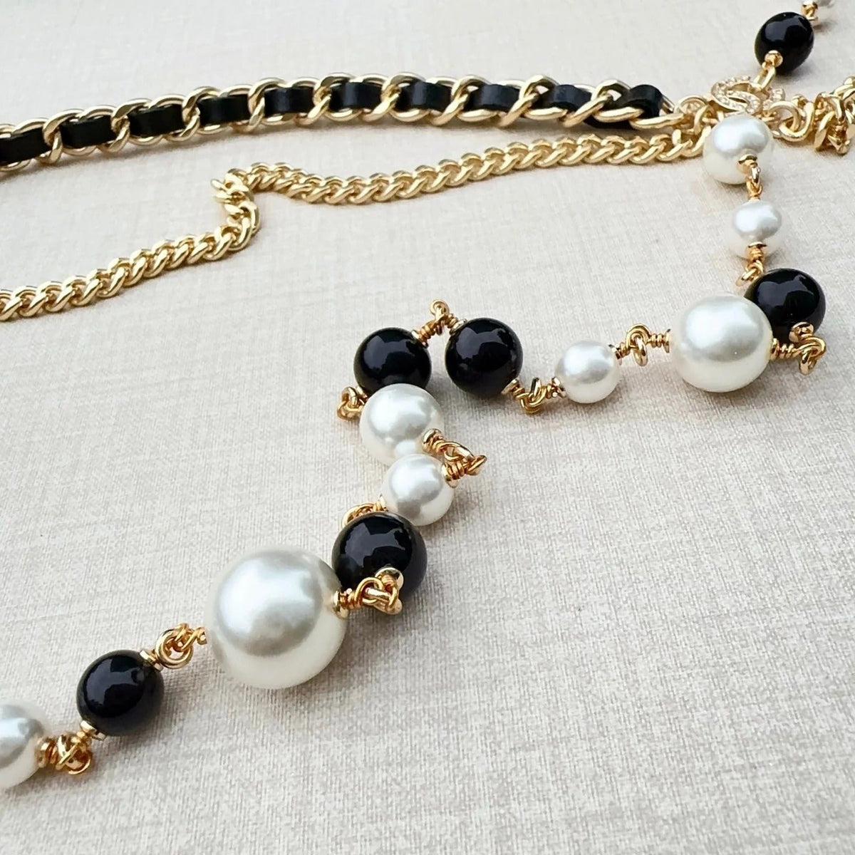 Chanel 2026 Multi-Layer Pearl Charm Belt 210473