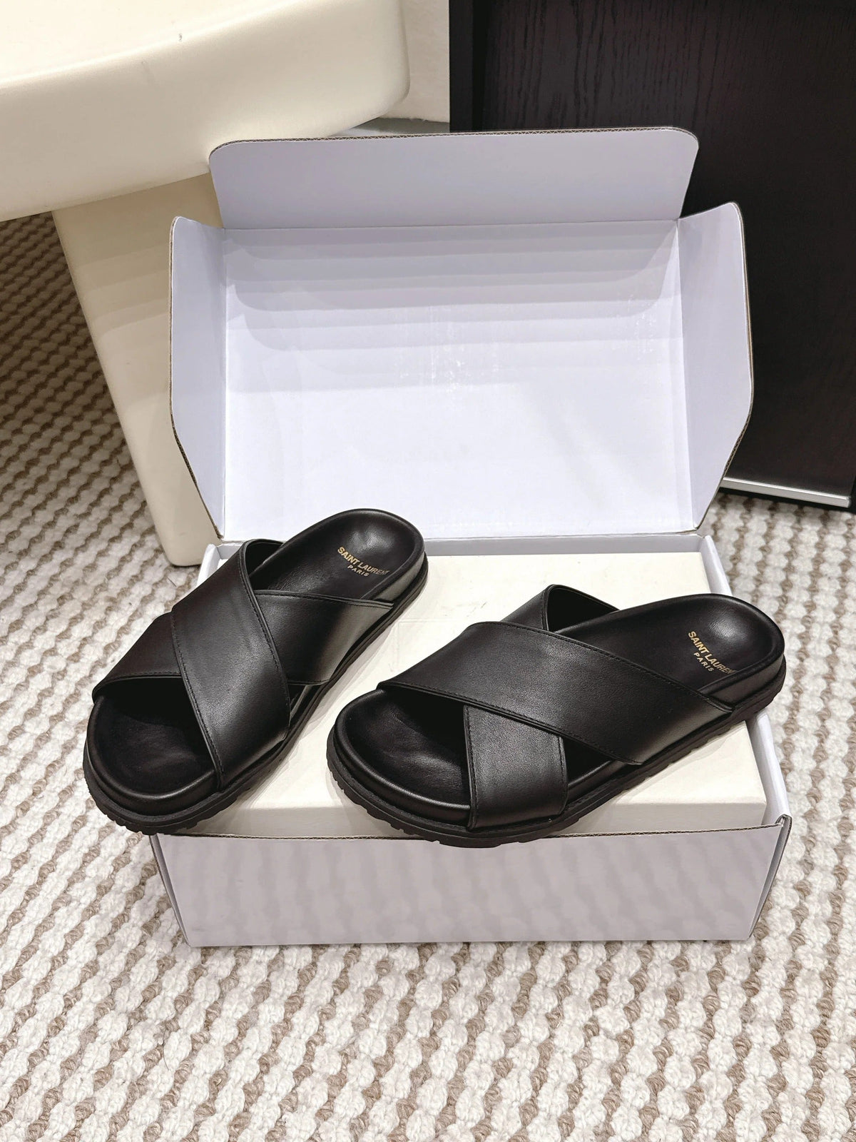 YSL 26ss Platform Slippers Black Sheepskin 663213