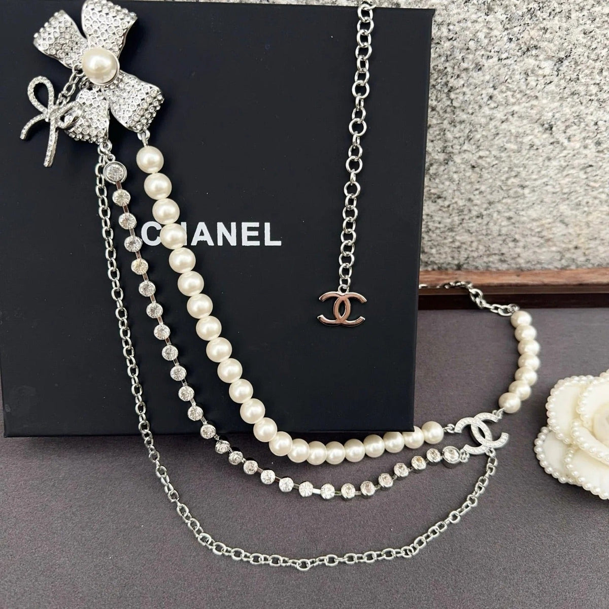 Chanel 2026 Pearl CC Bow Rhinestone Waist Chain Belt 202586
