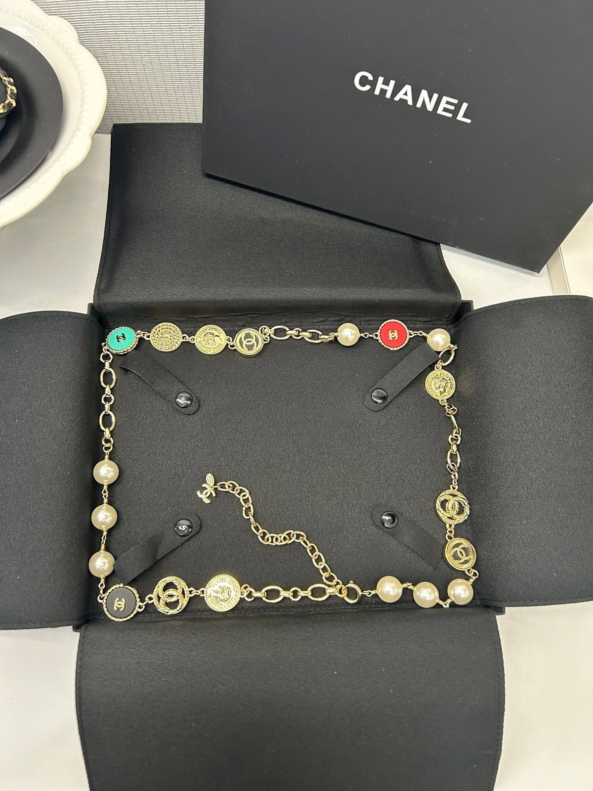 Chanel 2026 Pearl Medallion Charm Chain Belt