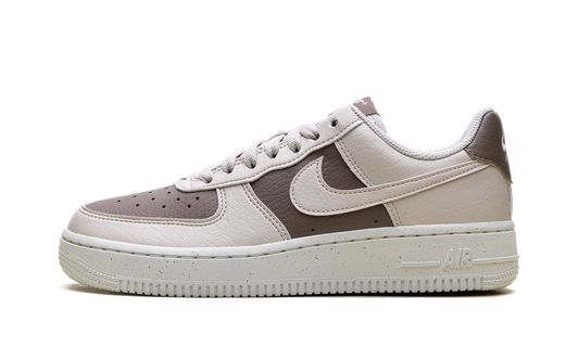 Air Force 1 Low '07 WMNS "Mink Brown Sail White Light Orewood Brown" IH0585 200