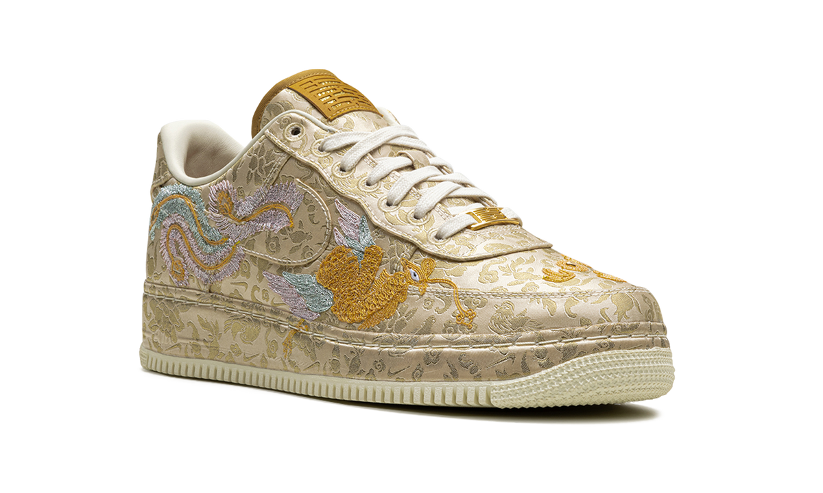 AIR FORCE 1 LOW "Year of the Dragon 2024" HJ4285 777