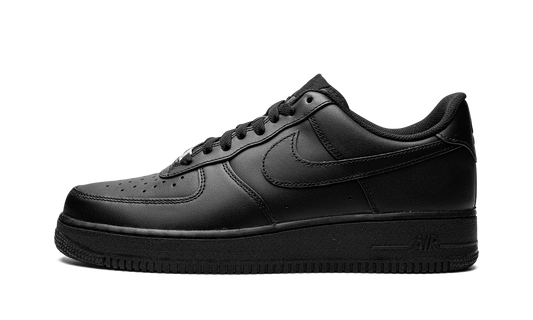 Air Force 1 Low '07 "Triple Black" 315122 001
