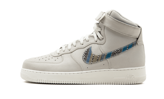Air Force 1 High '07 LV8 "White" 806403 005