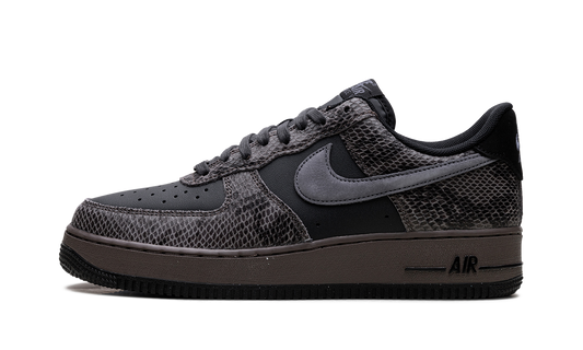 Air Force 1 Low "Off Noir Snakeskin" HF2898 001