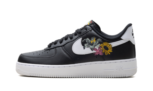W Air Force 1 '07 Premium "Now Accepting All Flowers'" IB6644 001