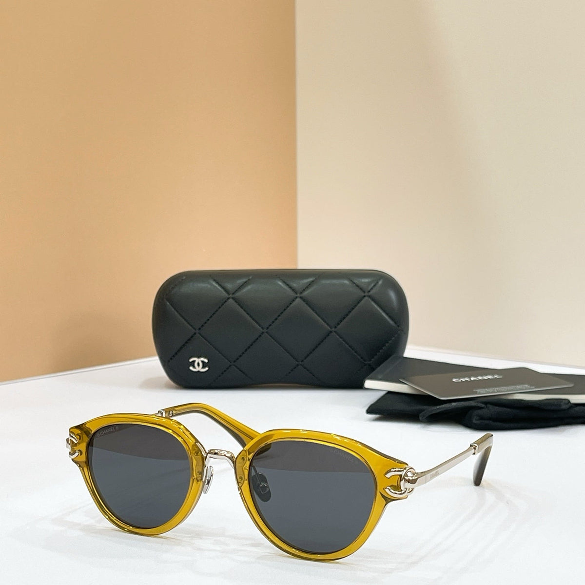 CHANEL Sunglasses 5575