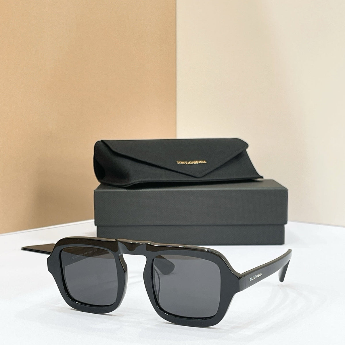 DOLCE & GABBANA Sunglasses DG4553